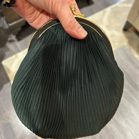 Vintage Carolyne Barton raw silk clutch. - Picture 3 of 3